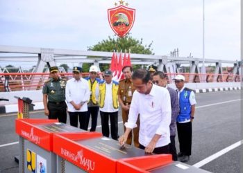 Presiden Joko Widodo Resmikan Jembatan Cisadane Kota Tangerang