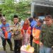 Peninjauan dan pemberian bantuan logistik oleh wakil Bupati Ogan Ilir wilayah yang terendam banjir di Desa Srikembang II Kec.payaraman kab.ogan Ilir