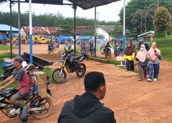 Ratusan Karyawan PT Melania Shamrock Group Gelar Aksi Tuntut Pembayaran Upah/Thr dan Tunjangan beras