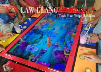 Lapor Pak Kapolri Dan Panglima TNI” Warga Serta Tokoh Agama Pematang Kelip Pantai Cermin Desa Kota Pari Serdang Berdagai Sumut Minta Aparat Penegak Hukum Berantas Markas Judi Dibawah Titi Sungai Ular