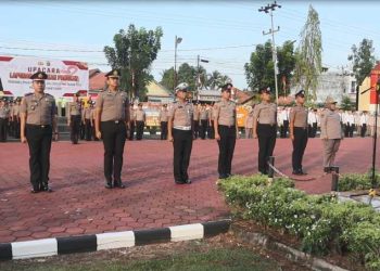 POLRES MUBA NAIKKAN PANGKAT 53 PERSONEL DALAM UPACARA KENAIKAN PANGKAT PERIODE 1 JULI 2024