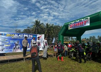 POLRES OKI GELAR ACARA “BHABLAS OKI 2024” DI DESA SURYA ADI UNTUK PERINGATI HUT BHAYANGKARA KE-78