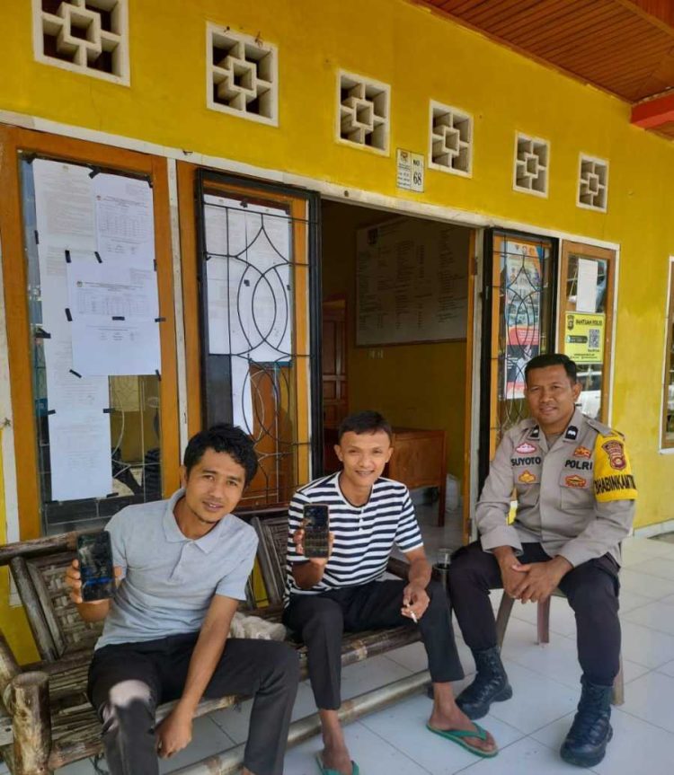 Bhabinkamtibmas Polres Pagaralam Serukan Waspada Pencurian Kopi dan Karhutla, Sosialisasikan Kewajiban Pajak Kendaraan