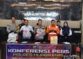 Polres Muara Enim Gelar konferensi Pers Pencurian pendrol rel kereta api milik PT. KAI