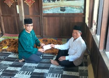 Bhakti Sosial Yang Luar Biasa Dilakukan Oleh Kades Teluk Kecapi (Rohiman) Patut Di Berikan Apresiasi dan Contoh Positif Bagi Kades Kades Yang Lain