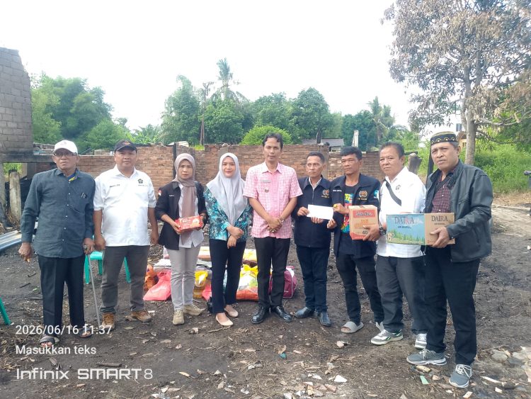 Ketua PWI OI Terpilih Tinjau Rumah Wartawan Korban Kebakaran